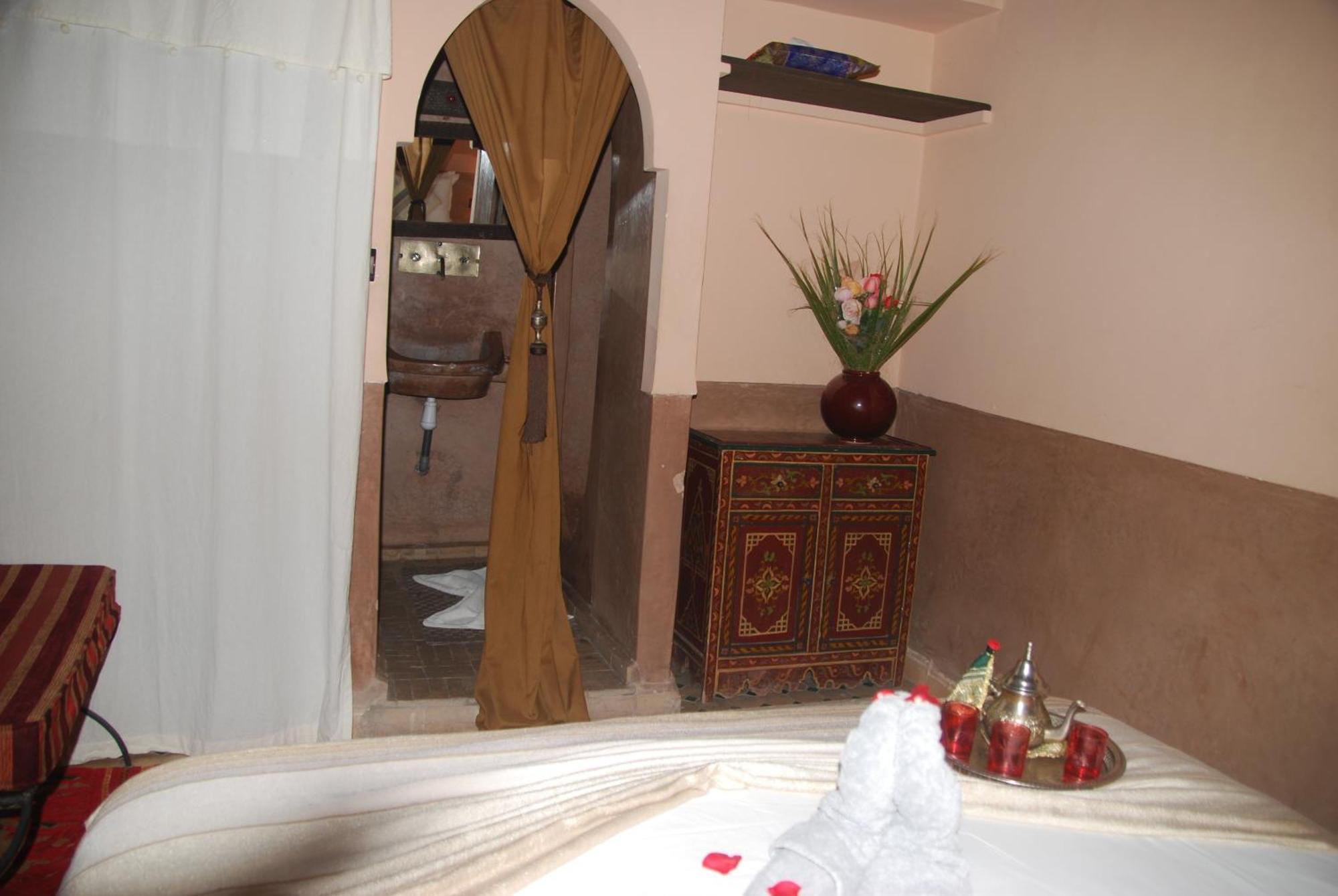 Riad Des Etoiles Marrakesh Room photo
